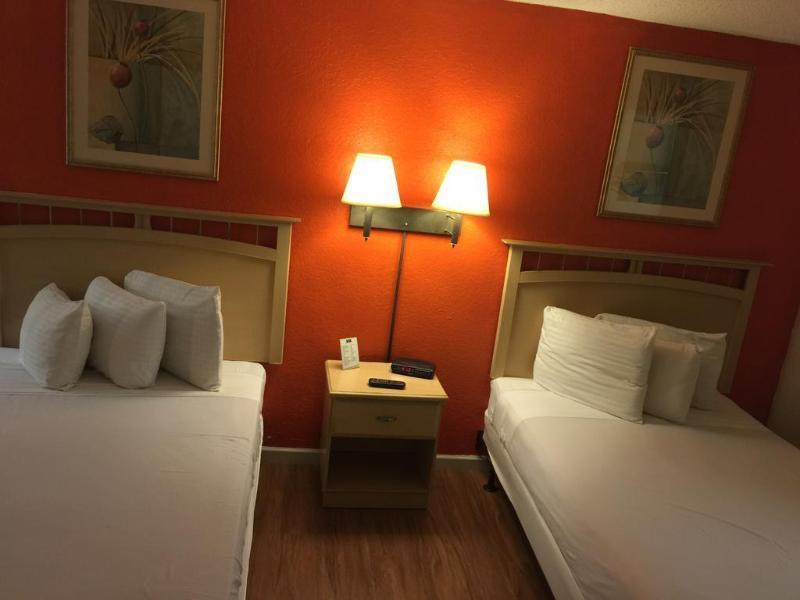 Country Hearth Inn- Kissimmee Bagian luar foto