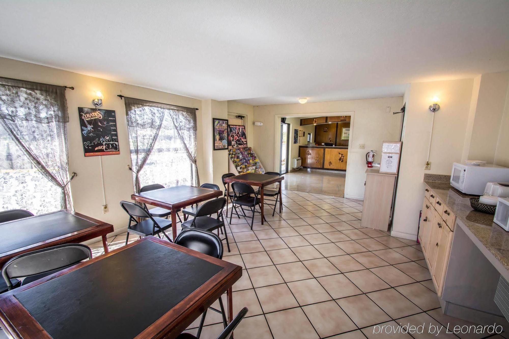 Country Hearth Inn- Kissimmee Bagian luar foto